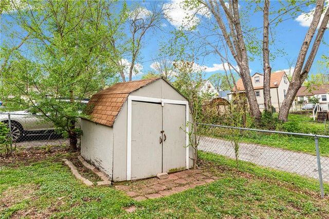 618 Dixie Street, Liberty, MO 64068
