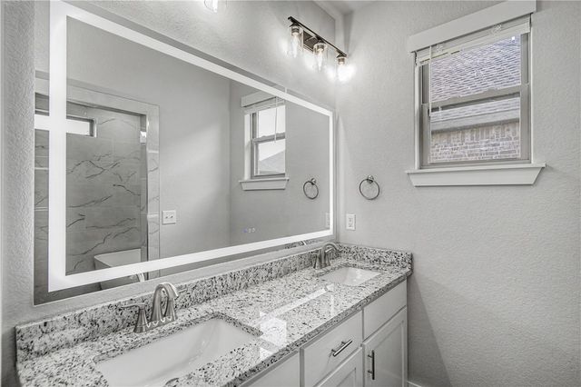 6803 SW Orange Avenue, Bentonville, AR 72713