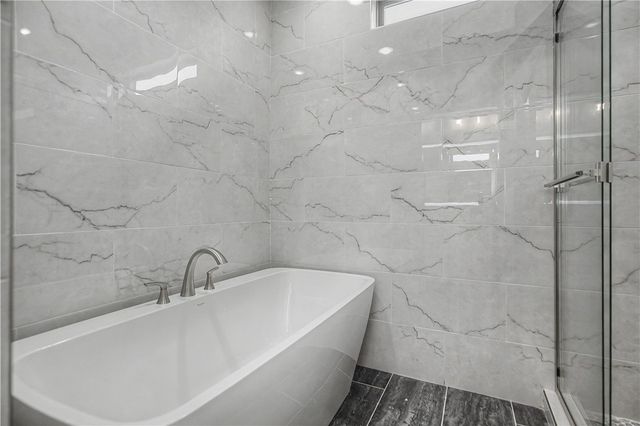 6803 SW Orange Avenue, Bentonville, AR 72713