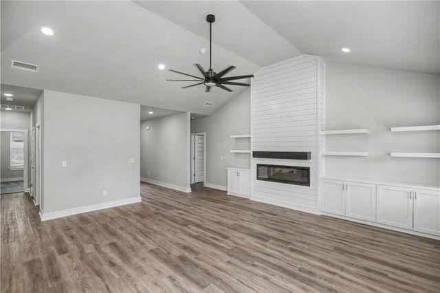 6803 SW Orange Avenue, Bentonville, AR 72713