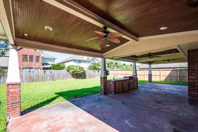 9611 Sagedock Court, Houston, TX 77089