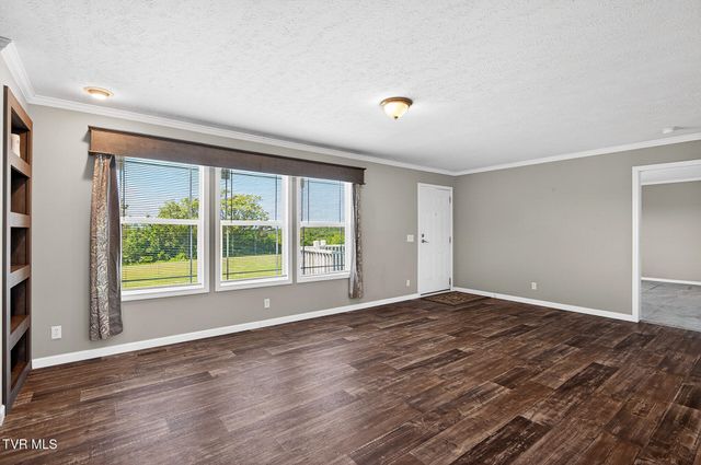 822 Sunlight Road, Parrottsville, TN 37843