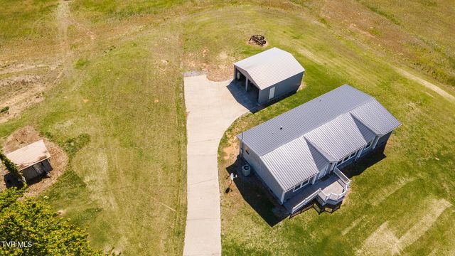 822 Sunlight Road, Parrottsville, TN 37843