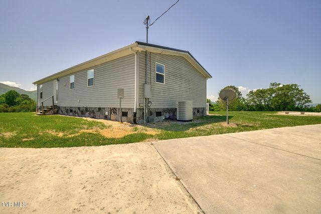 822 Sunlight Road, Parrottsville, TN 37843