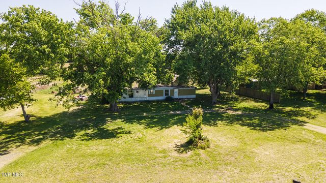 822 Sunlight Road, Parrottsville, TN 37843