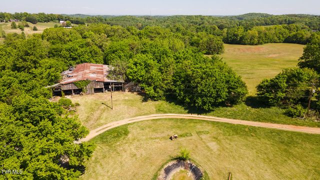 822 Sunlight Road, Parrottsville, TN 37843