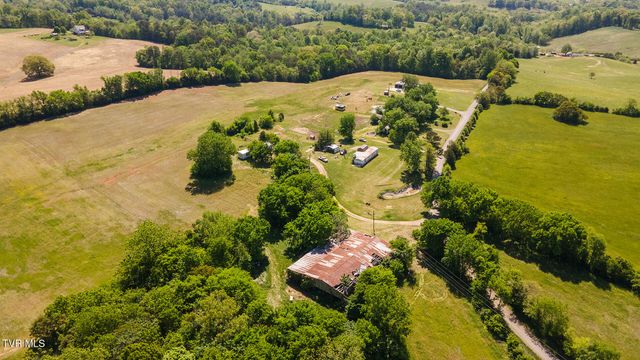822 Sunlight Road, Parrottsville, TN 37843
