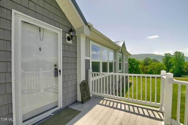 822 Sunlight Road, Parrottsville, TN 37843