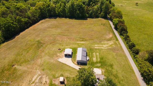 822 Sunlight Road, Parrottsville, TN 37843