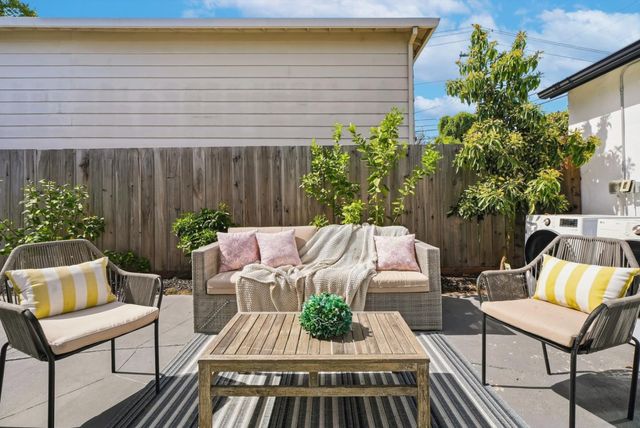 1519 Trollman Avenue, San Mateo, CA 94401