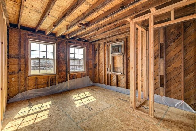 114 Bayou Vista Drive, Hitchcock, TX 77563