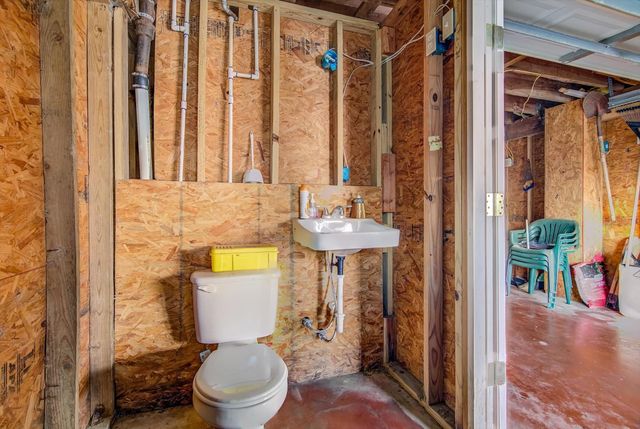 114 Bayou Vista Drive, Hitchcock, TX 77563