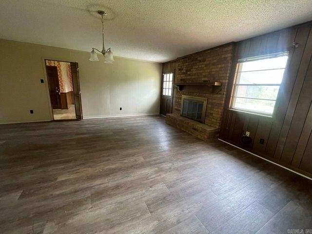 1400 Hawkwood Road, Sherwood, AR 72120