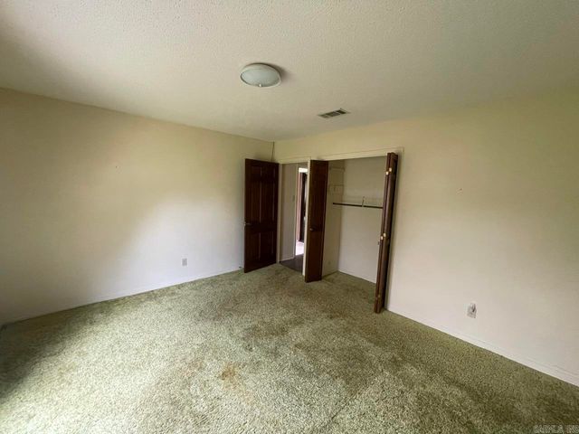 1400 Hawkwood Road, Sherwood, AR 72120