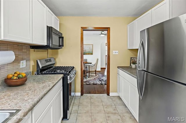 231 Parkway Drive, Swansea, IL 62226