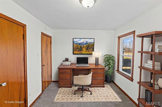 231 Parkway Drive, Swansea, IL 62226