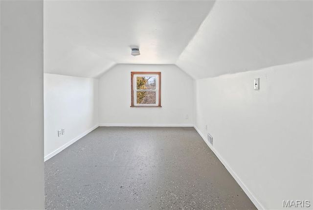 231 Parkway Drive, Swansea, IL 62226