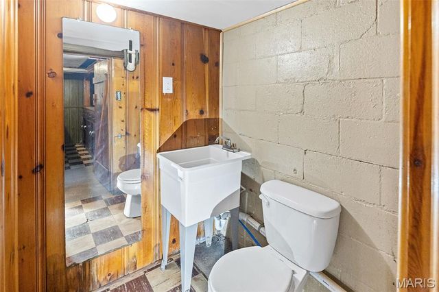 231 Parkway Drive, Swansea, IL 62226