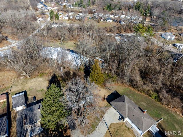 231 Parkway Drive, Swansea, IL 62226