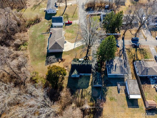 231 Parkway Drive, Swansea, IL 62226