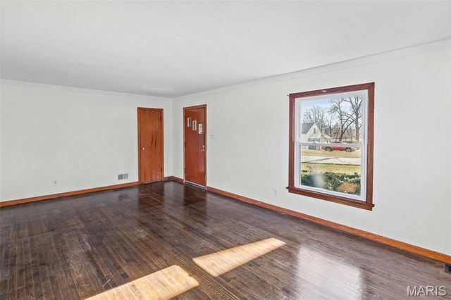 231 Parkway Drive, Swansea, IL 62226