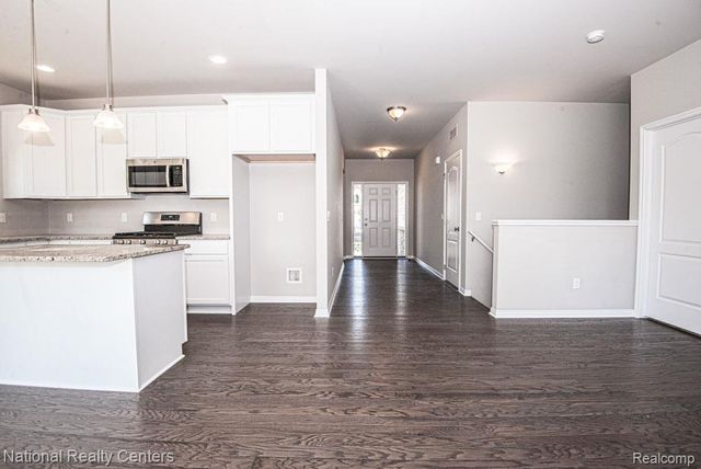 8311 Meadow Creek Drive, Goodrich, MI 48438