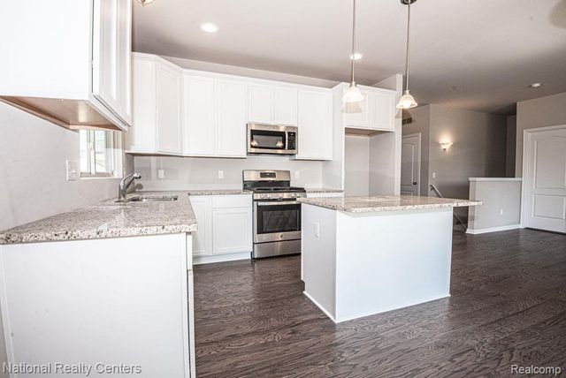 8311 Meadow Creek Drive, Goodrich, MI 48438