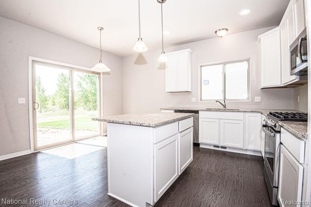 8311 Meadow Creek Drive, Goodrich, MI 48438
