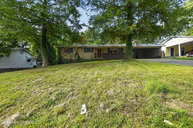 1023 Garden Park Drive, Jackson, MS 39204