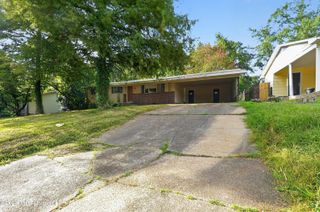 1023 Garden Park Drive, Jackson, MS 39204