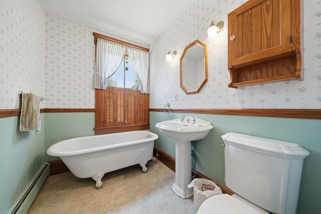 22 Abberton Road, Canterbury, NH 03224