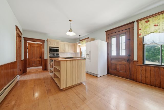 22 Abberton Road, Canterbury, NH 03224