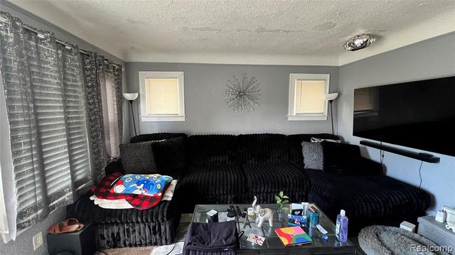 19225 Conley Street, Detroit, MI 48234