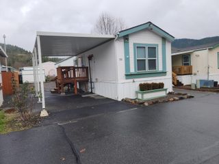 2325 NW Highland Avenue 33, Grants Pass, OR 97526