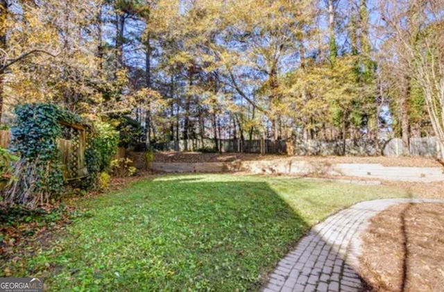 591 Saint James Walk SE, Marietta, GA 30067