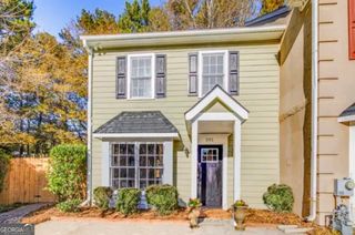 591 Saint James Walk SE, Marietta, GA 30067