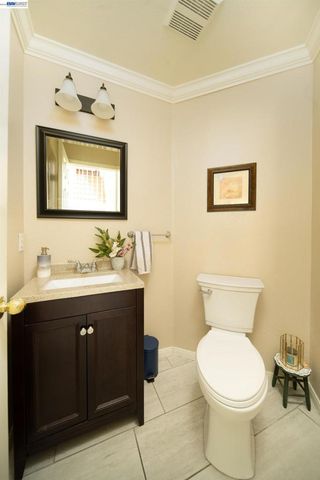 2710 Atherton Ct, Tracy, CA 95304