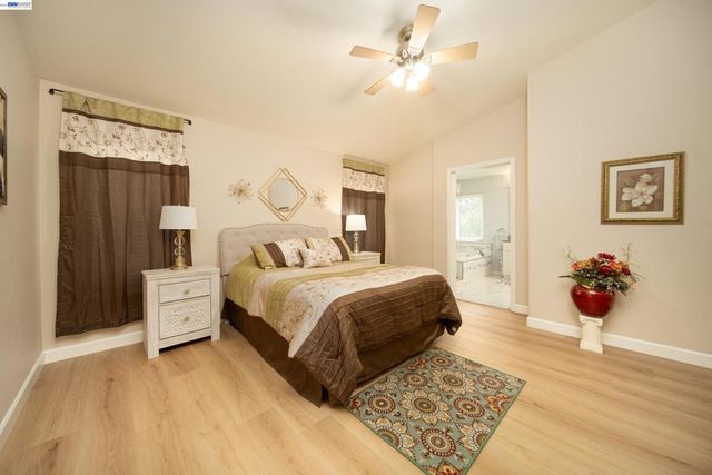 2710 Atherton Ct, Tracy, CA 95304