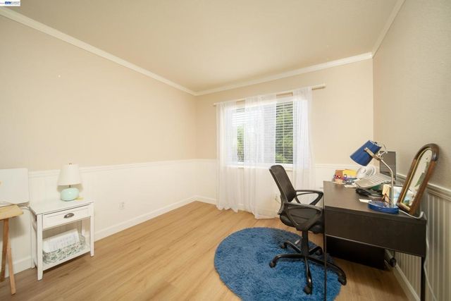 2710 Atherton Ct, Tracy, CA 95304