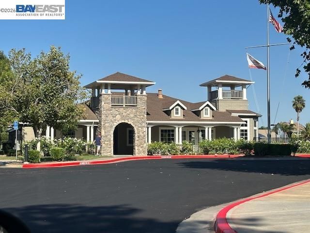 2710 Atherton Ct, Tracy, CA 95304