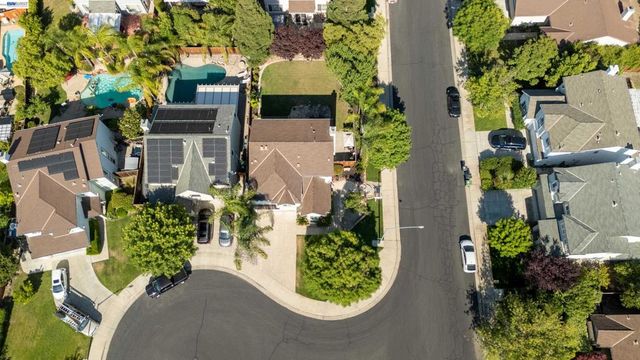 2710 Atherton Ct, Tracy, CA 95304