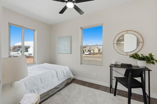 110 Tyrone Avenue NW, Albuquerque, NM 87107