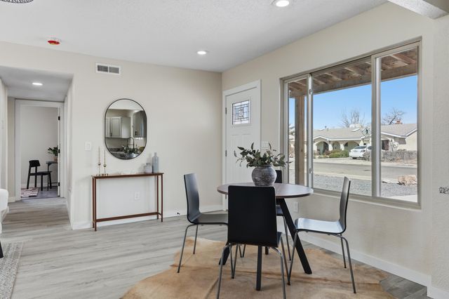 110 Tyrone Avenue NW, Albuquerque, NM 87107