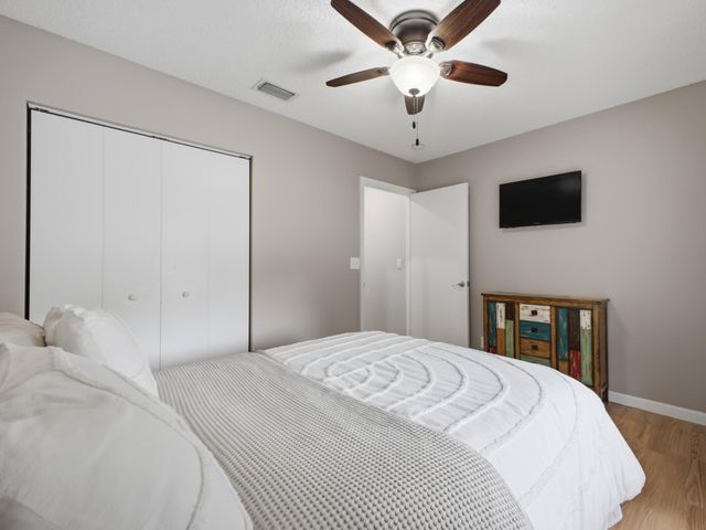 5418 CLUB Circle, Haverhill, FL 33415
