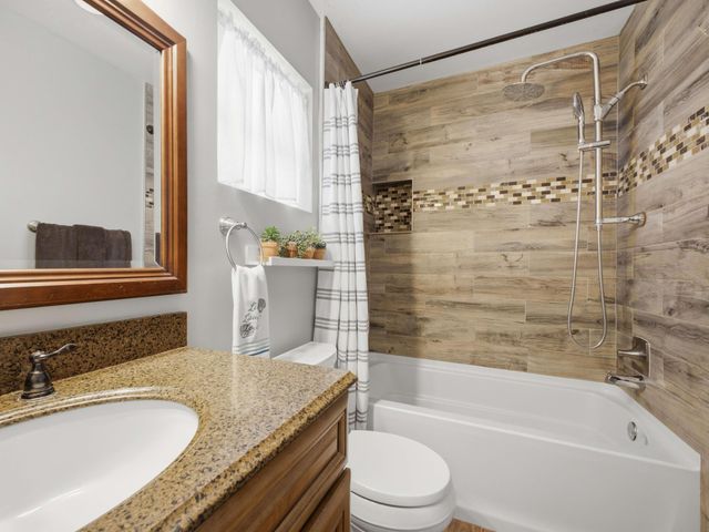 5418 CLUB Circle, Haverhill, FL 33415