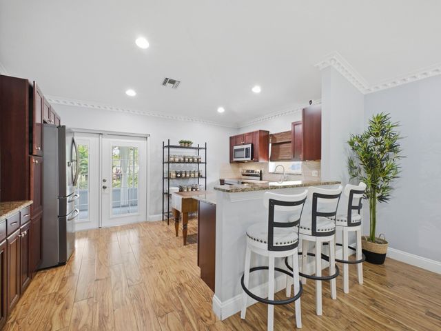 5418 CLUB Circle, Haverhill, FL 33415