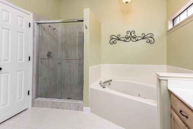 6875 DOMINO CV, Bartlett, TN 38002