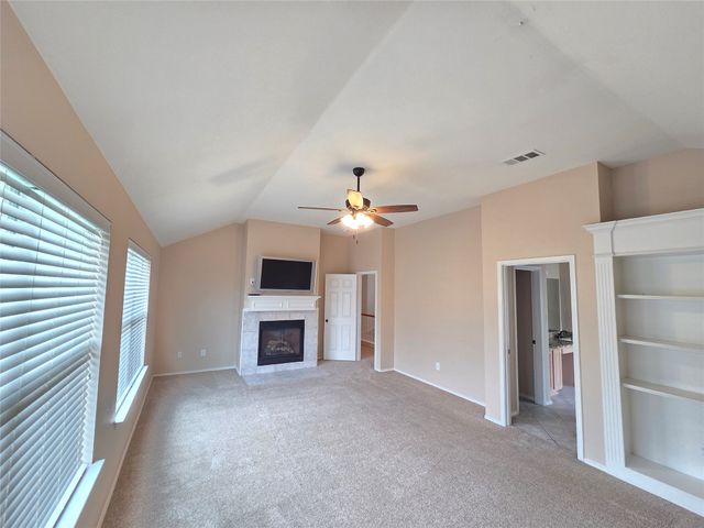 625 Manchester Drive, Mansfield, TX 76063