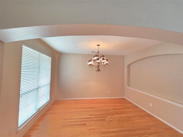 625 Manchester Drive, Mansfield, TX 76063