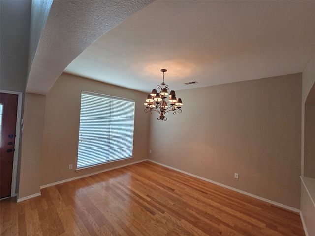 625 Manchester Drive, Mansfield, TX 76063